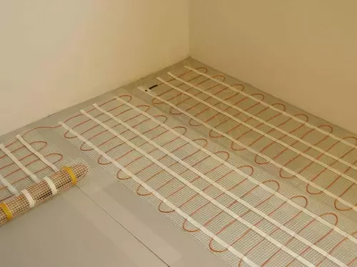 Płyty izolujące F-BOARD gr. 10mm - 6 szt/opak. - pow. 4,32m² 3